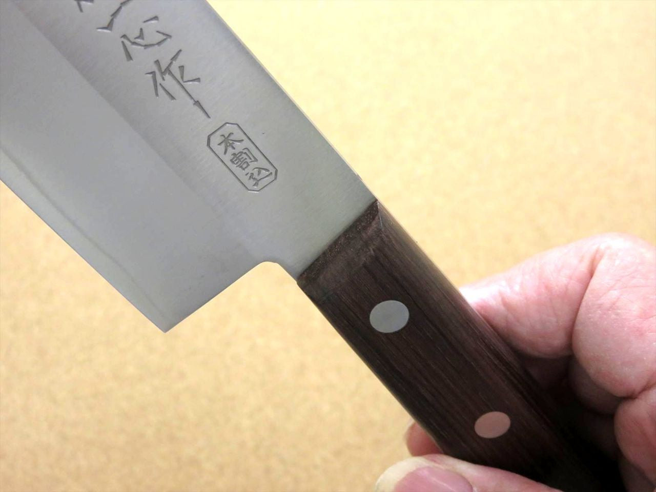 Gyuto professionale in acciaio SanMai