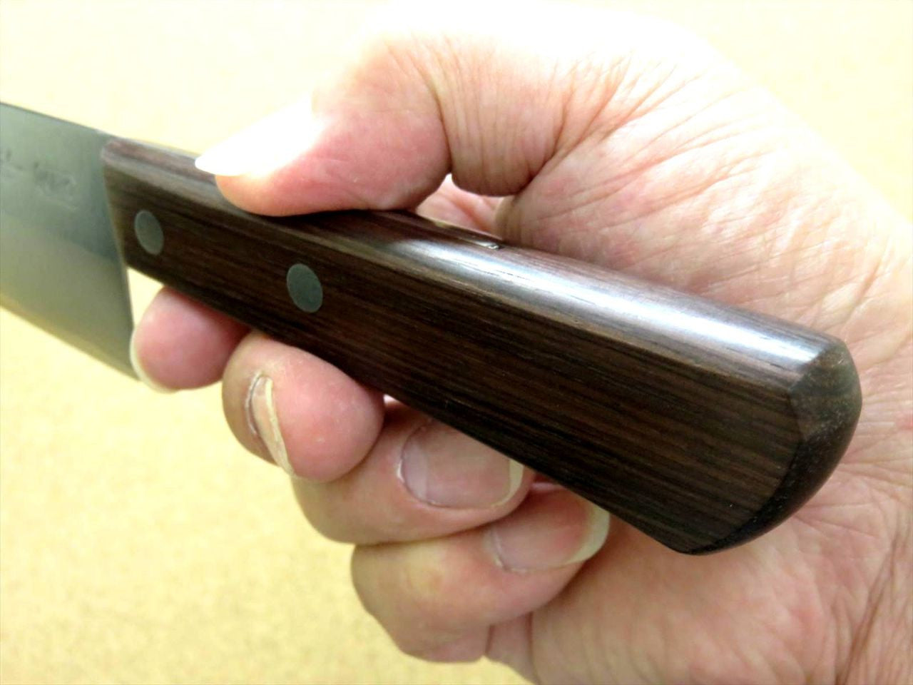 Gyuto professionale in acciaio SanMai