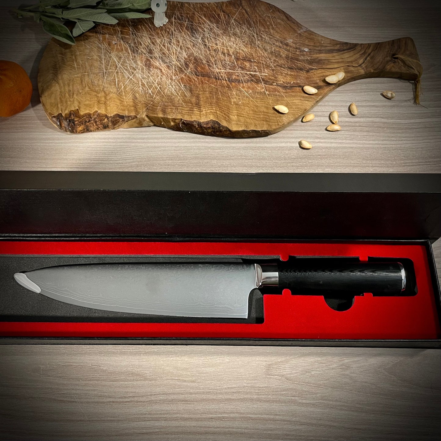 Gyuto in acciaio damascato
