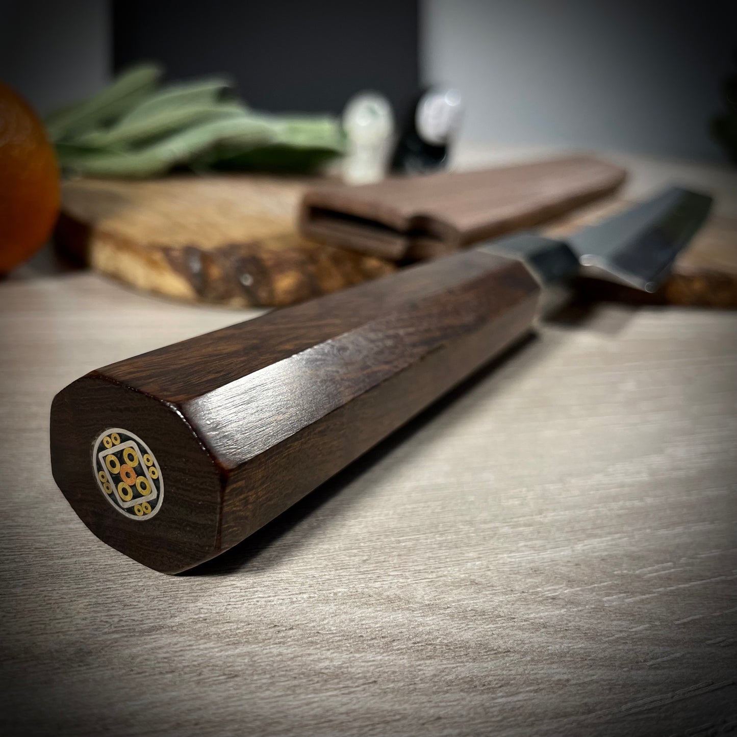 Coltello sakimaru, primo piano del manico