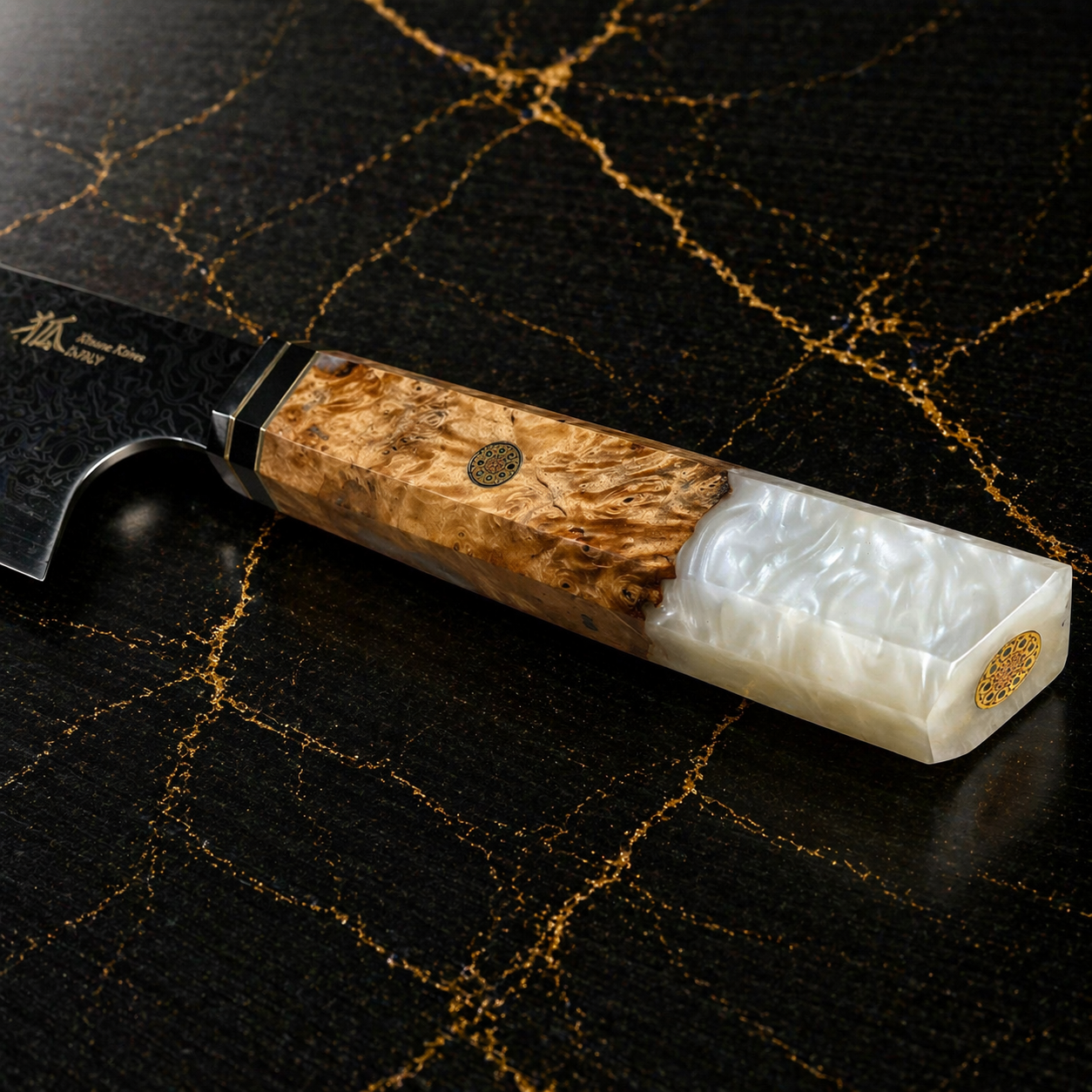 Kiritsuke Santoku con manico multicolore