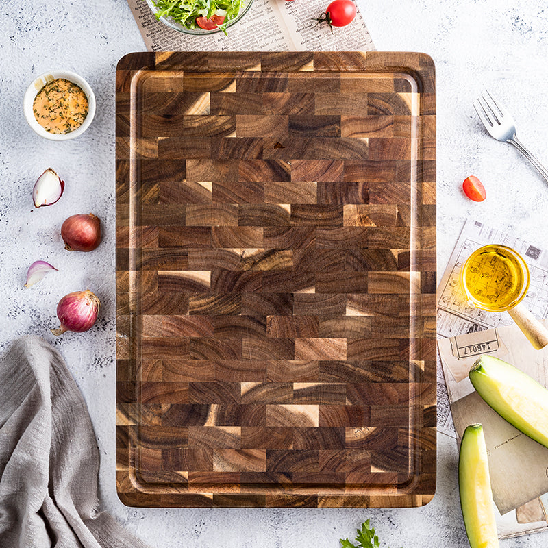Tagliere artigianale in legno di acacia
