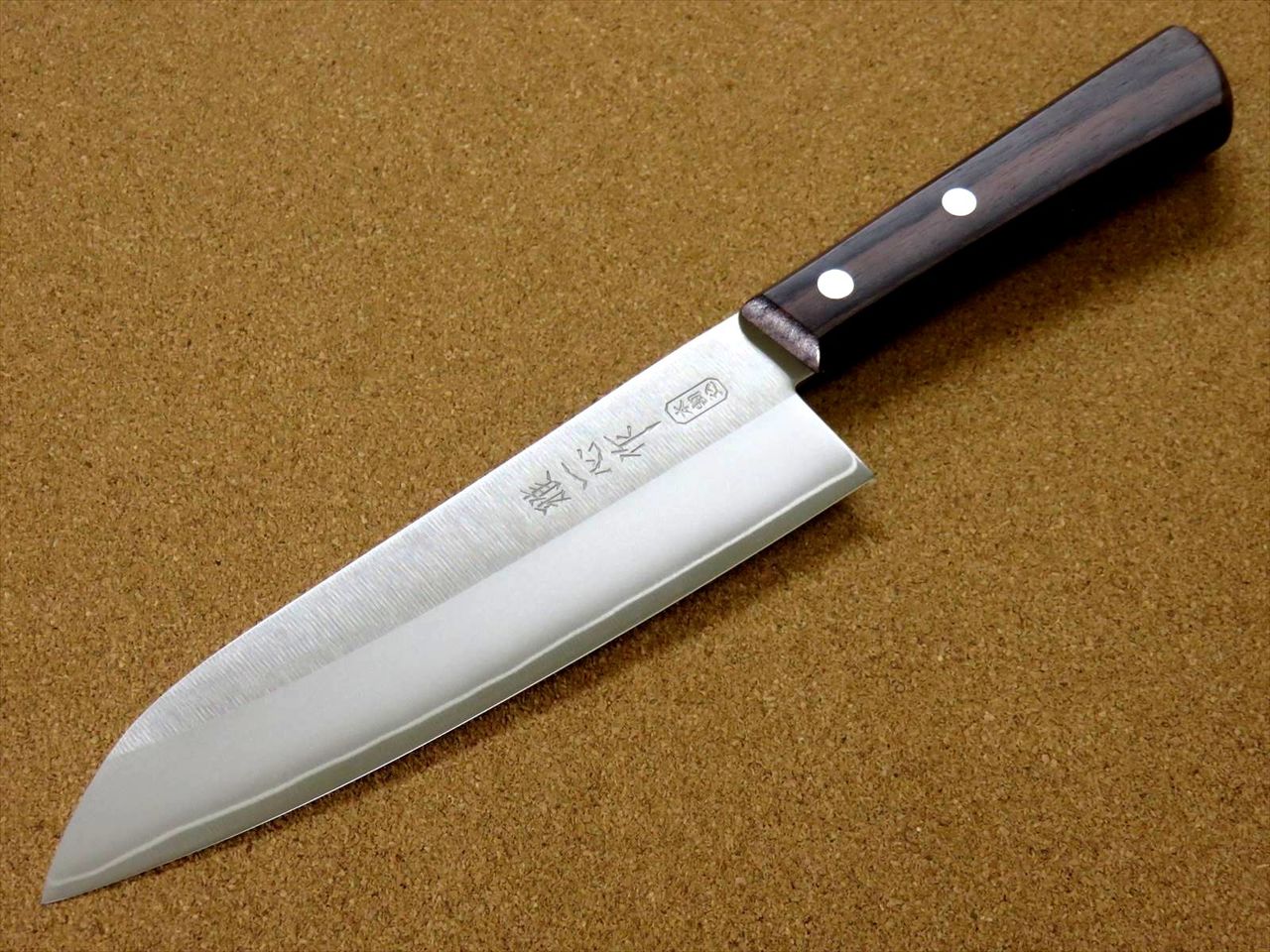Santoku in acciaio SanMai