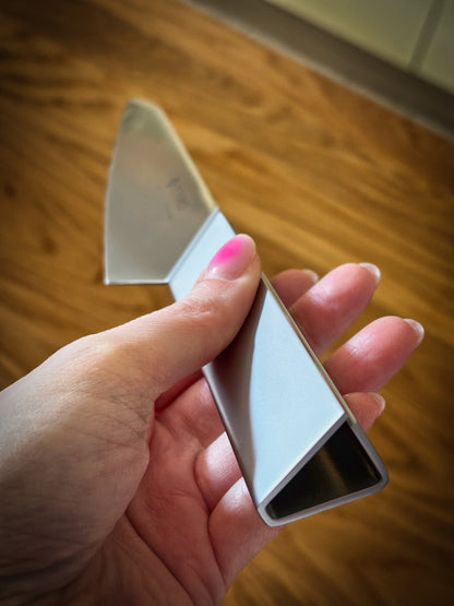 Kitsune “Origami” | Gyuto — La Forma che Nasce dalla Piega