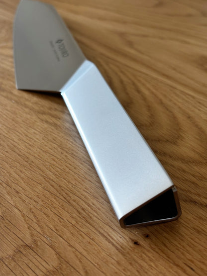 Kitsune “Origami” | Santoku — La Forma che Nasce dalla Piega