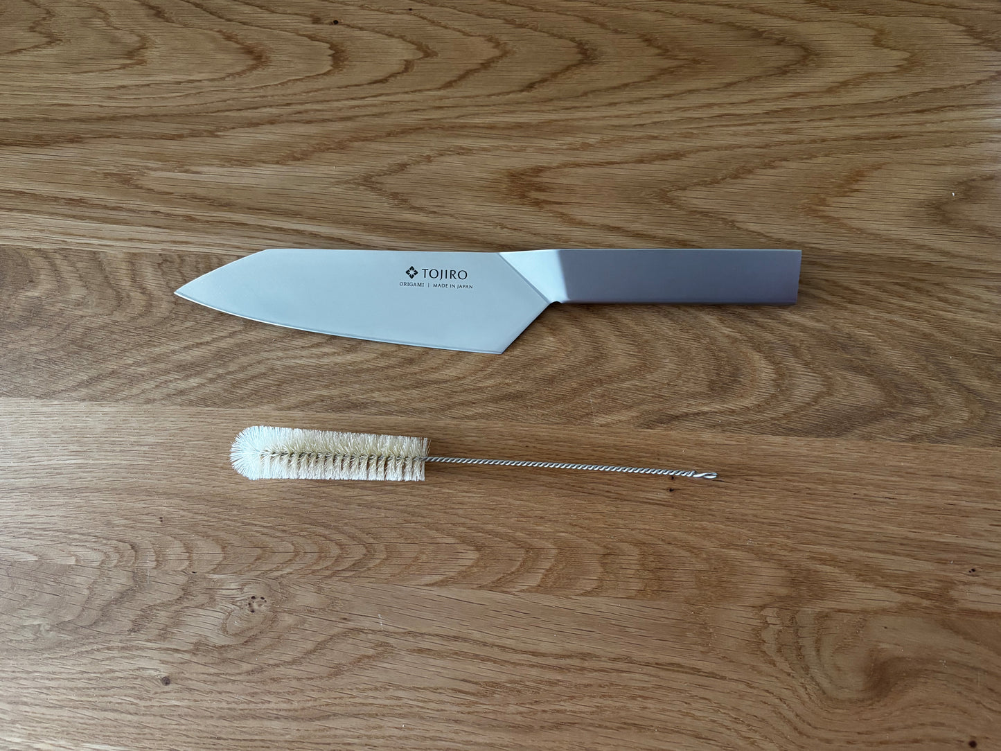 Kitsune “Origami” | Santoku — La Forma che Nasce dalla Piega
