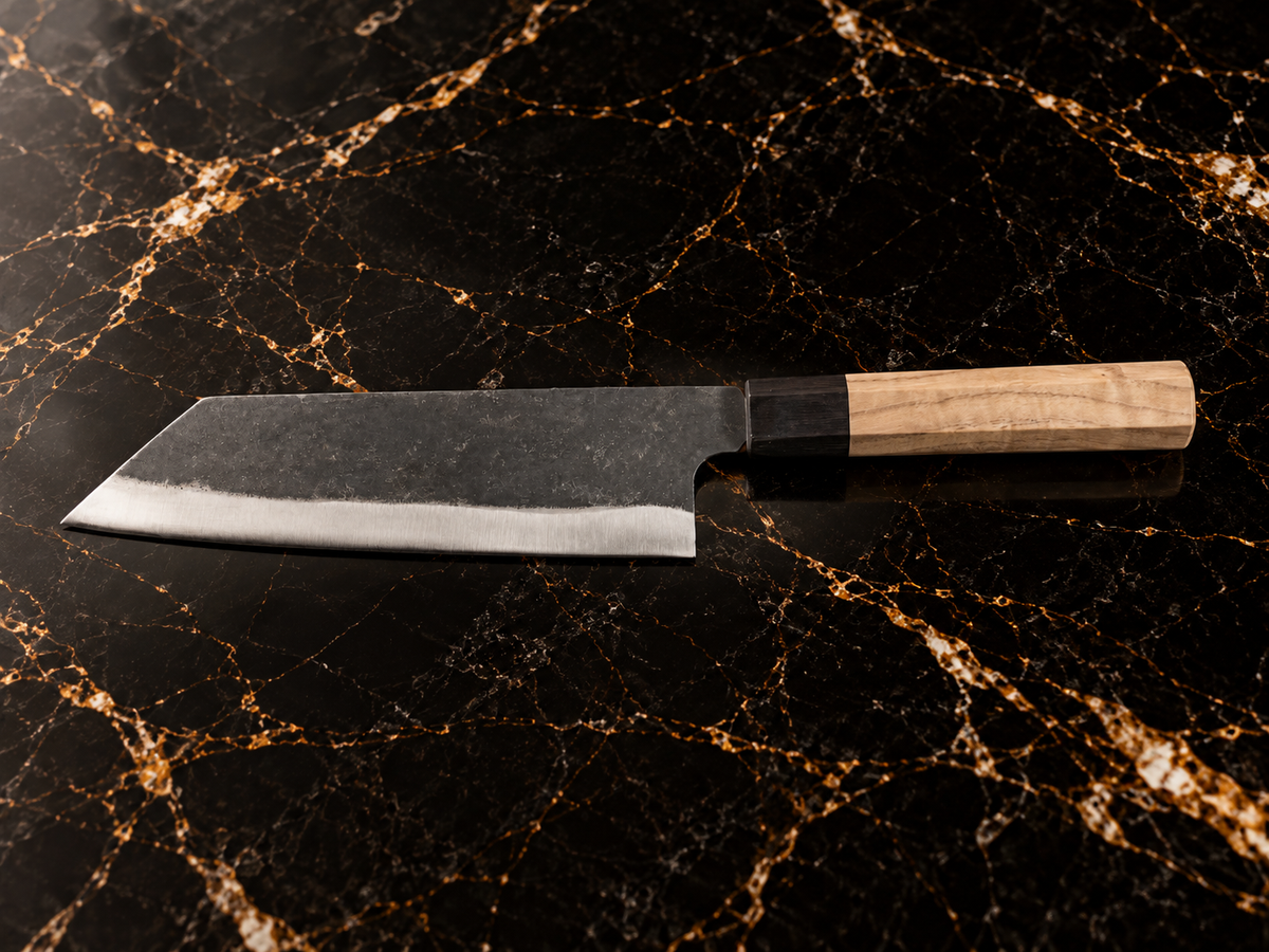 Bunka professionale in acciaio Aogami #2 con manico ottagonale